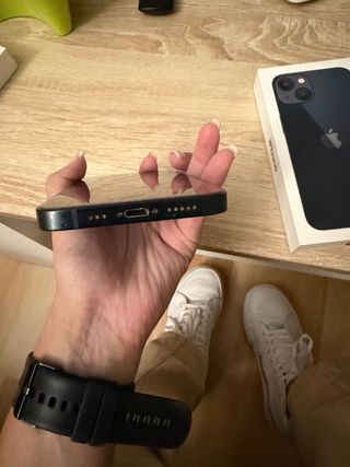 iPhone 13 Mezzanotte