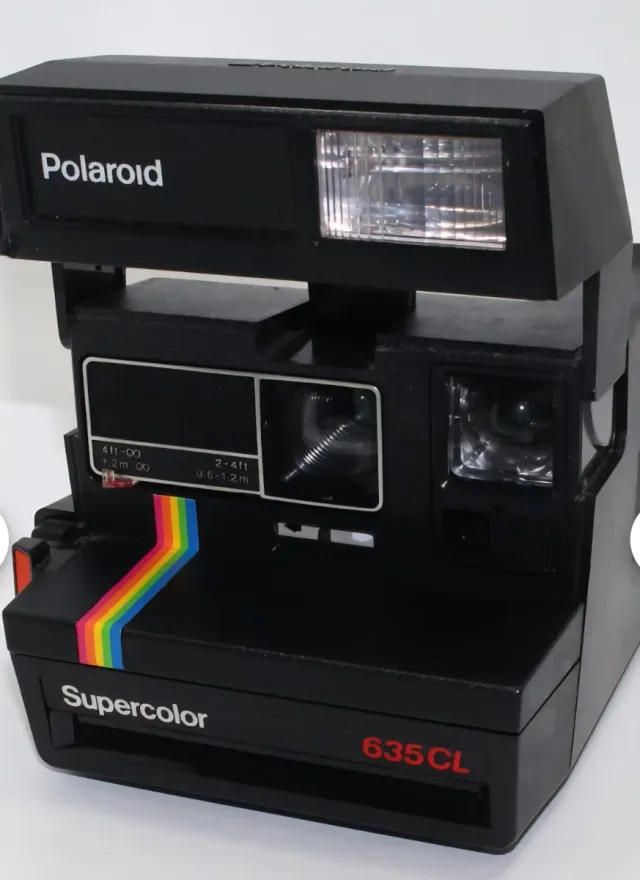 Cámara Polaroid 635CL Supercolor