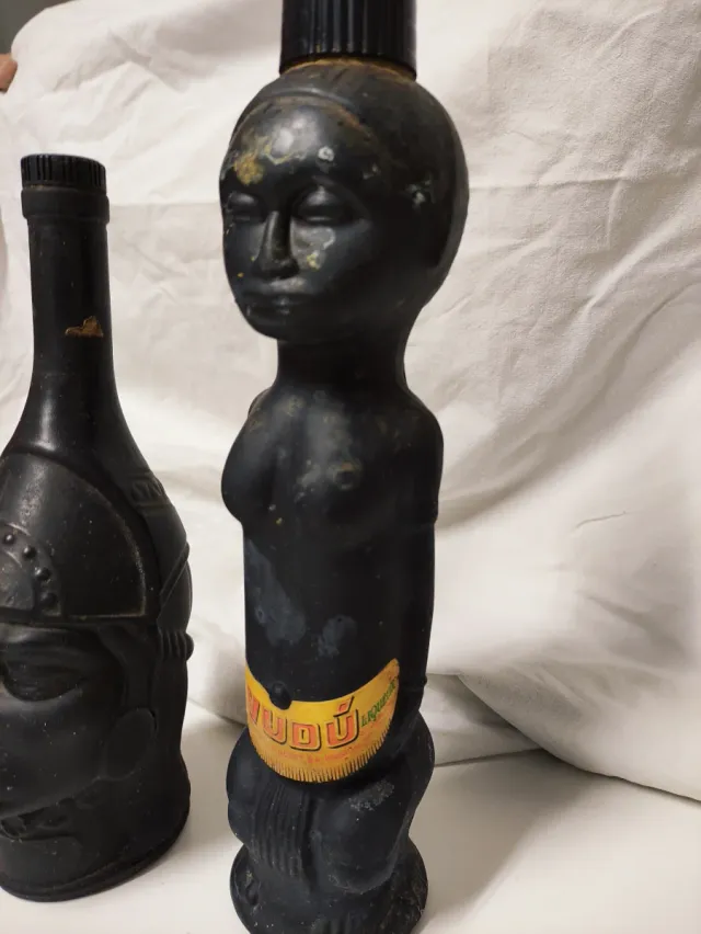 Botellas de licor exóticas