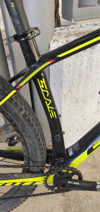 Bicicletta in carbonio Scott Scale 930 taglia M