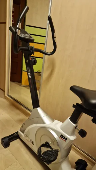 Bicicleta Estática BH ZT100