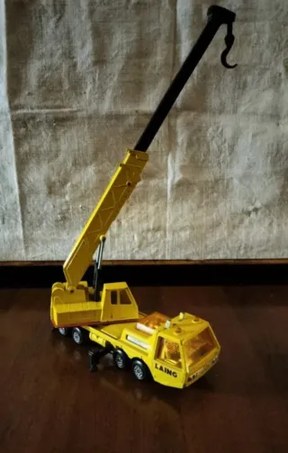 Modellino gru LAING in metallo