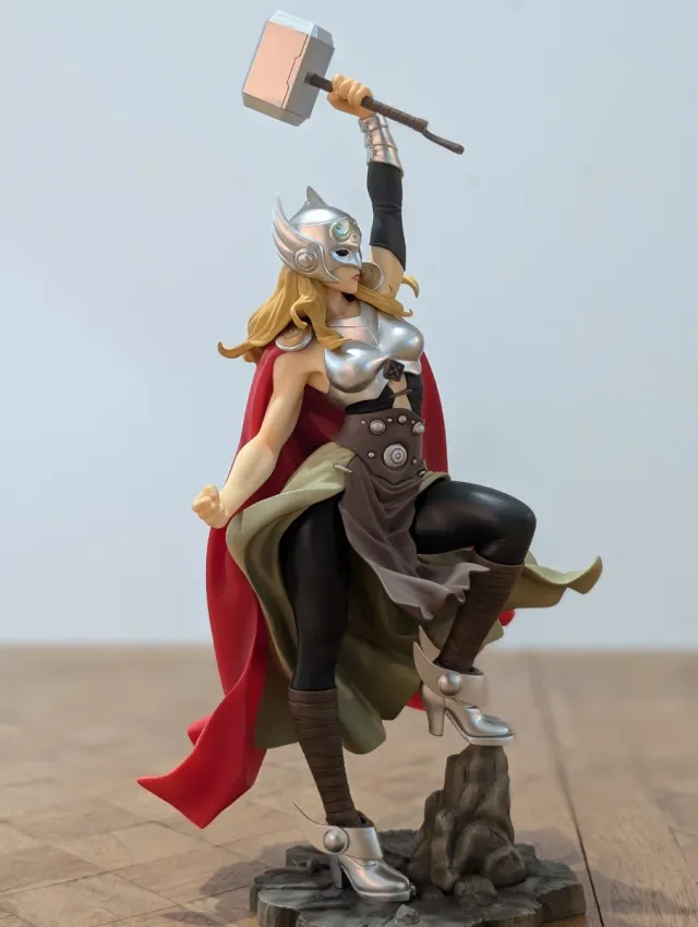 Figura Thor Bishoujo Kotobukiya