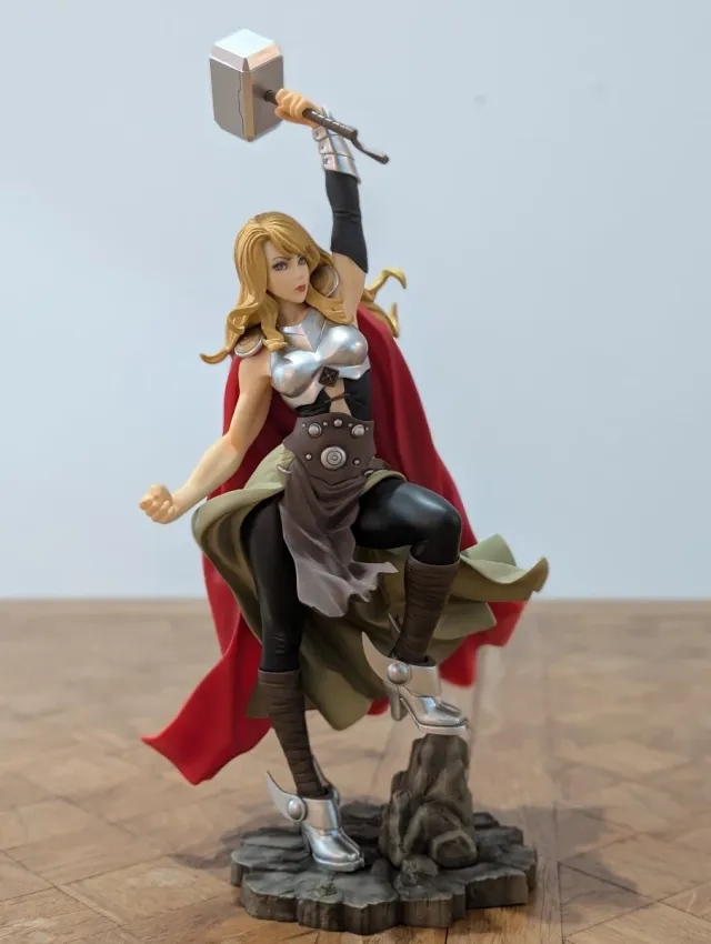 Figura Thor Bishoujo Kotobukiya