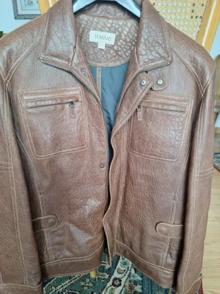 Chaqueta de cuero con chaleco desmontable