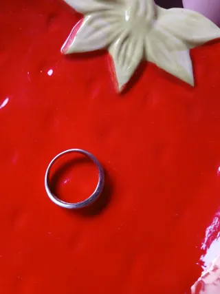 Anillo de plata entrelazado