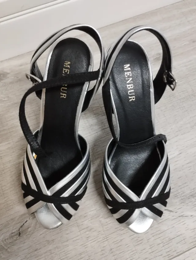 Sandalias MENBUR Plataforma T36