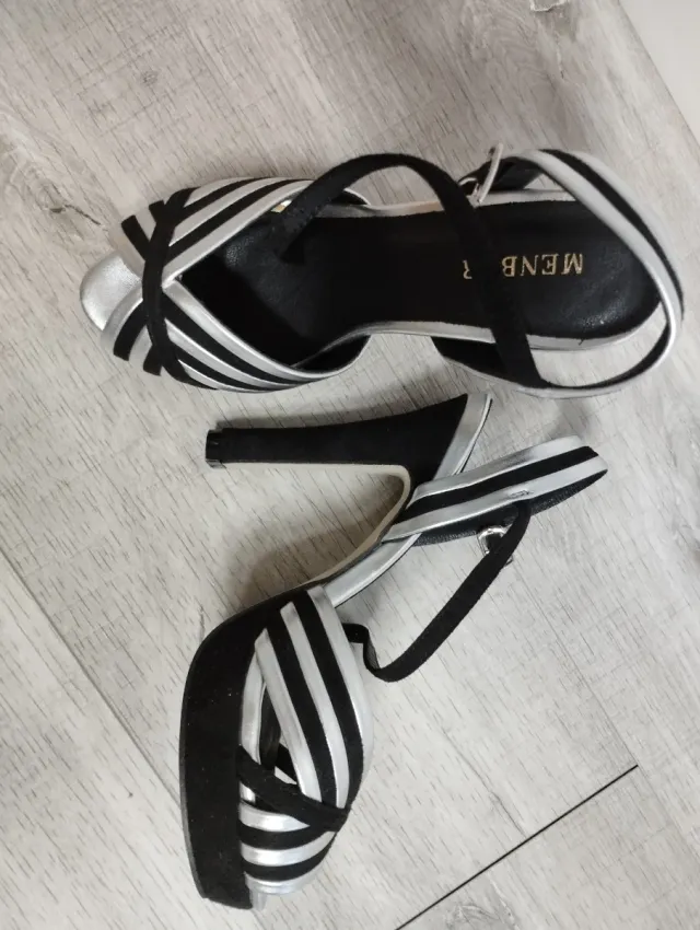 Sandalias MENBUR Plataforma T36