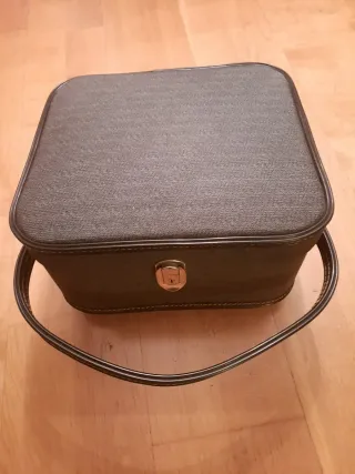 Maleta vintage años 60