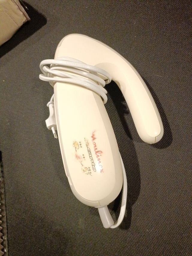 Cuchillo Eléctrico Moulinex con Accesorios