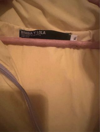 Parka Bimba y Lola amarilla talla XL
