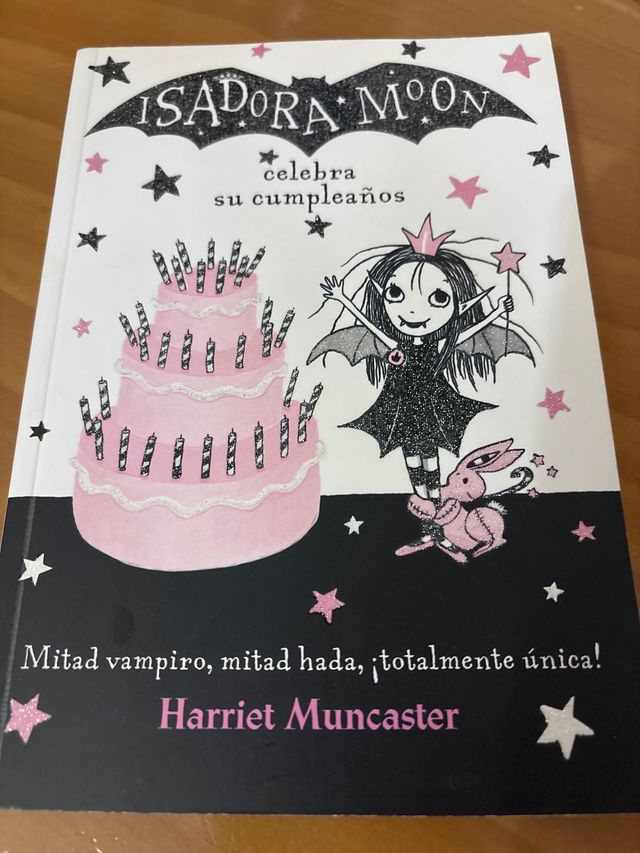 Isadora Moon celebra su cumpleaños / Isadora Mo...