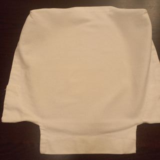 4 Sillas IKEA Negras con Tapizado Blanco y Fundas