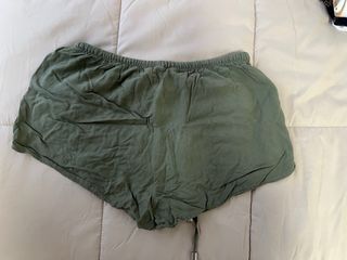 Shorts verde oliva
