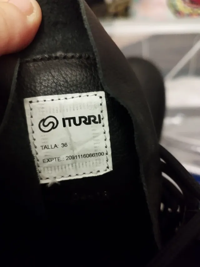 Botas militares negras