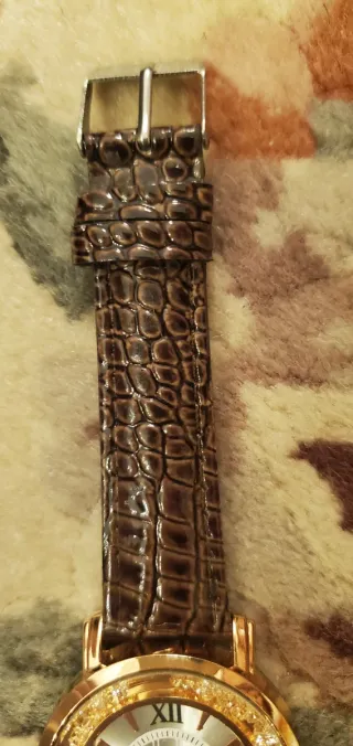 Orologio Meiyike con cristalli dorati