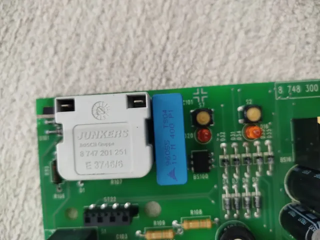 Placa Electrónica Junkers Euromaxx