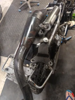 Escape Arrow Aprilia SR50 Motor Piaggio