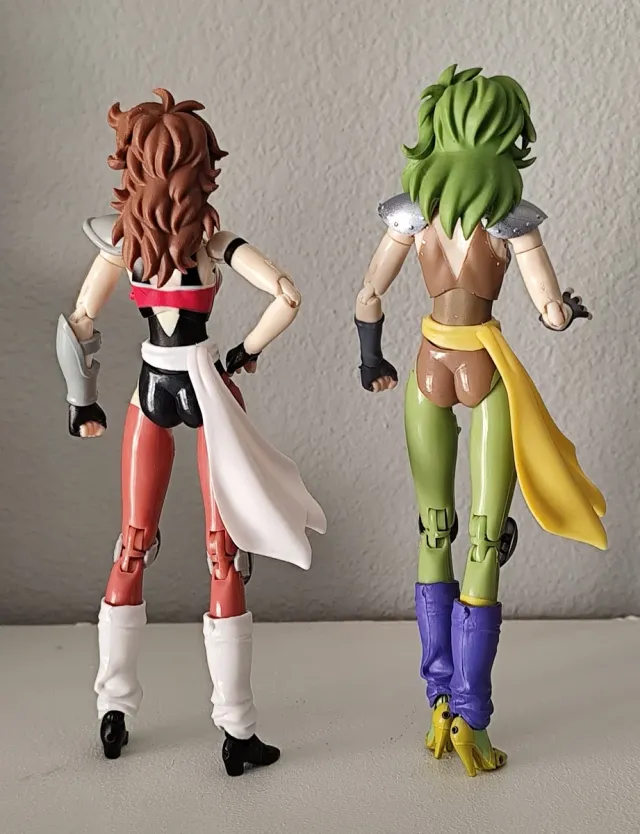 Myth Cloth Marín y Shaina Mst