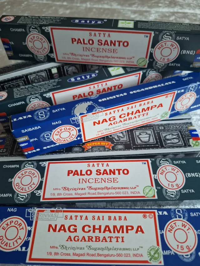 Inciensos Palo Santo y Nag Champa