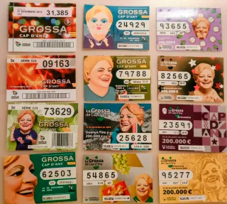 12 billetes antiguos lotería La Grossa Cap d'Any