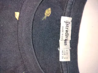 Camiseta Stradivarius negra con limones