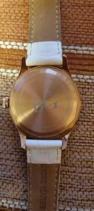Reloj BG Mujer Dorado y Blanco