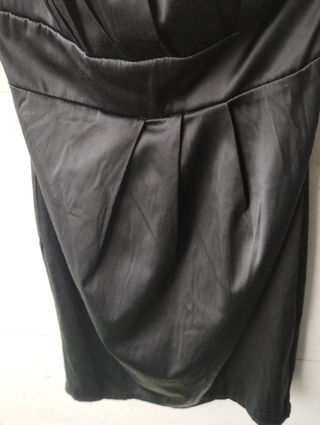 Vestido fiesta asimétrico negro