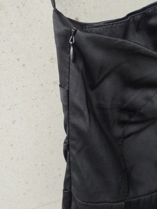 Vestido fiesta asimétrico negro