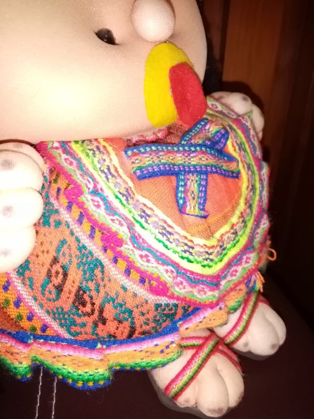 Muñeca Cholita Peruana Artesanal
