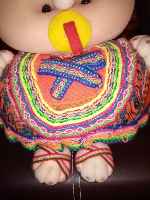 Muñeca Cholita Peruana Artesanal