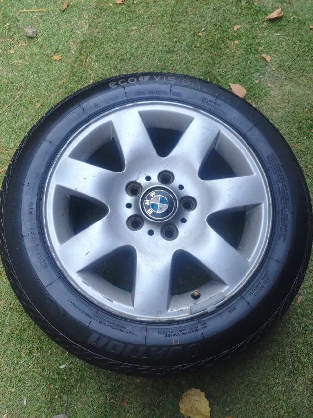 Llanta BMW.