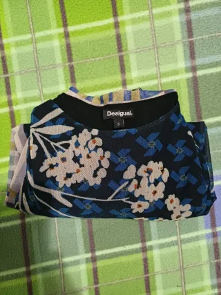 Blusa Desigual Manga Larga Estampada