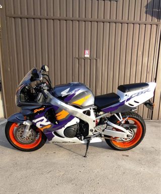 Honda CBR 900RR Fireblade