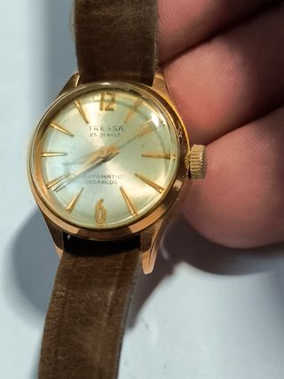 Reloj Tressa Vintage Chapado Oro Mujer