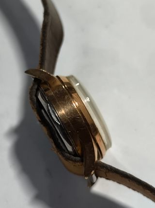 Reloj Tressa Vintage Chapado Oro Mujer