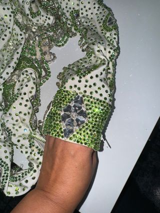 Vestido de boda gitana verde y plata