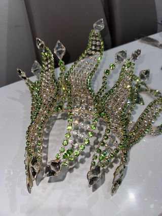 Vestido de boda gitana verde y plata