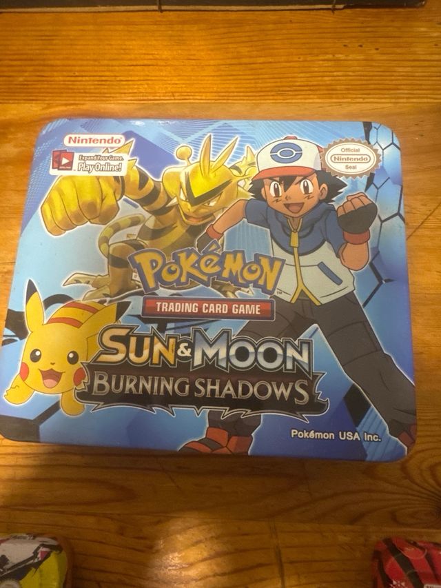 Cajas metálicas Pokémon Sun & Moon (Vacías)