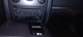 Yatour Adaptador USB MP3 Renault Megane II