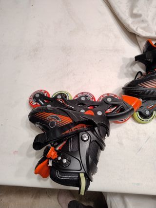 Patines en línea ajustables  niño 27/28 31/32

