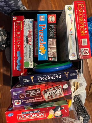 Lote Juegos de Mesa: Monopoly, Pictureka, etc.