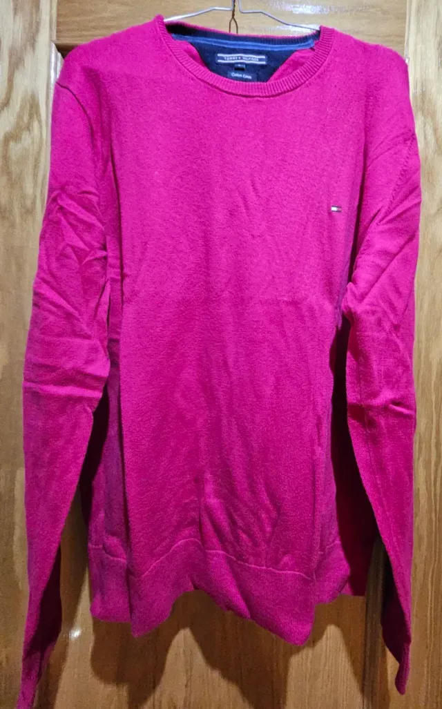 Lote 9 Jerseys: Tommy Hilfiger,Thomas Budberrys,G-