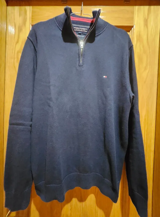 Lote 9 Jerseys: Tommy Hilfiger,Thomas Budberrys,G-