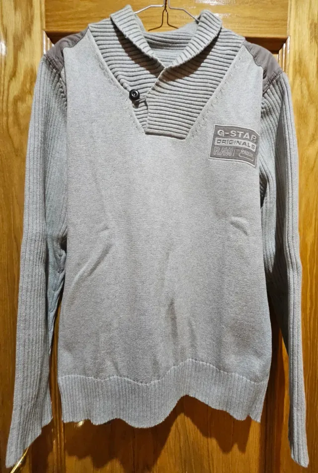 Lote 9 Jerseys: Tommy Hilfiger,Thomas Budberrys,G-