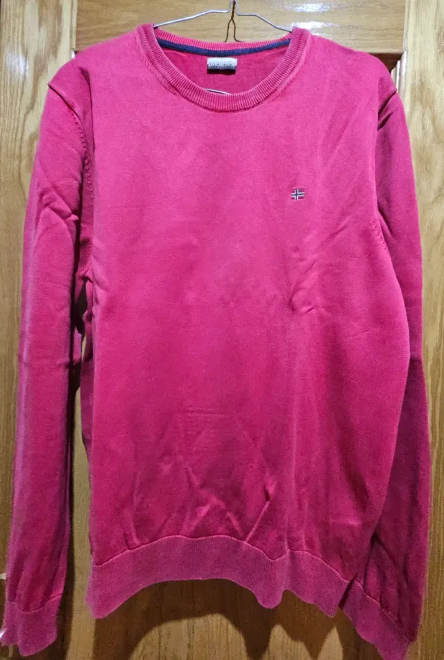 Lote 9 Jerseys: Tommy Hilfiger,Thomas Budberrys,G-