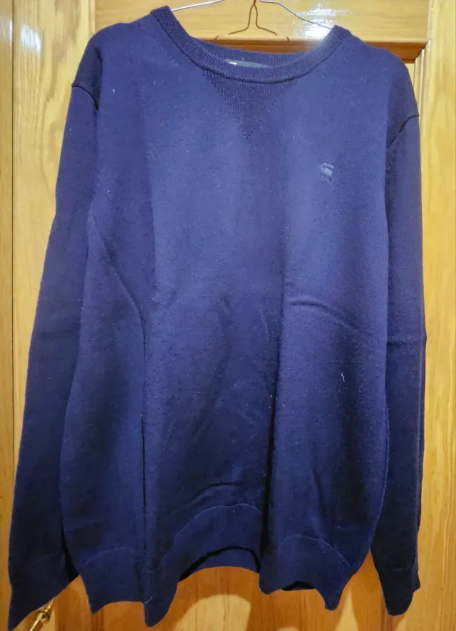 Lote 9 Jerseys: Tommy Hilfiger,Thomas Budberrys,G-