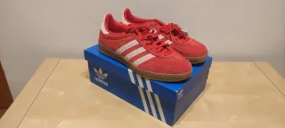 Zapatilla Adidas Gazelle Indoor Roja mujer