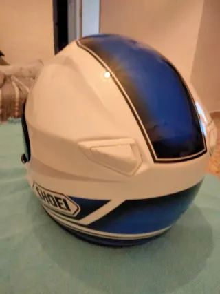 Casco Shoei con funda y 2 viseras. talla S/M