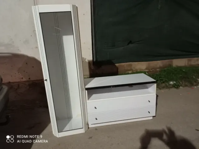 Armadio alto e cassettiera bassa